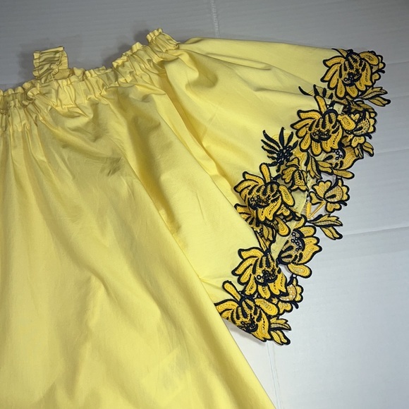 Sandro Embroidered Cold Shoulder Top✨ - Picture 3 of 11